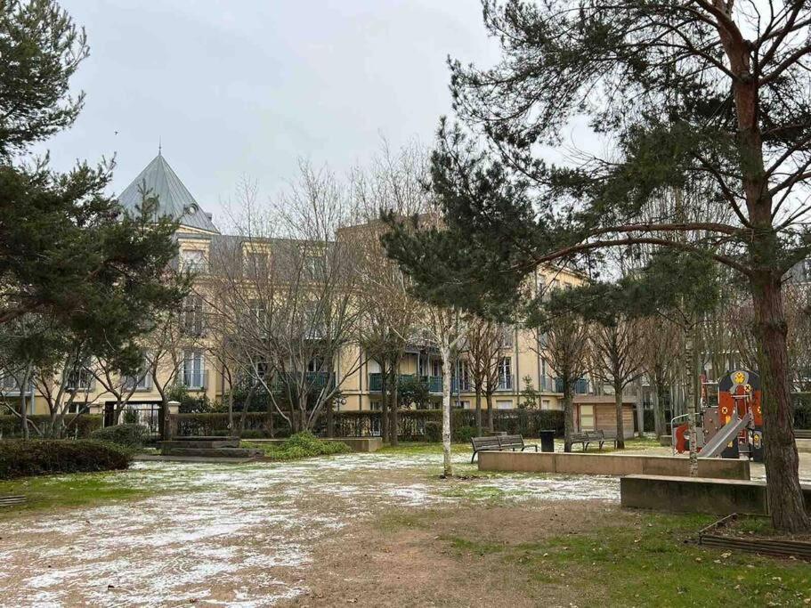 שסי Appartement Familial 8 Personnes Proche De Disney Et Paris מראה חיצוני תמונה